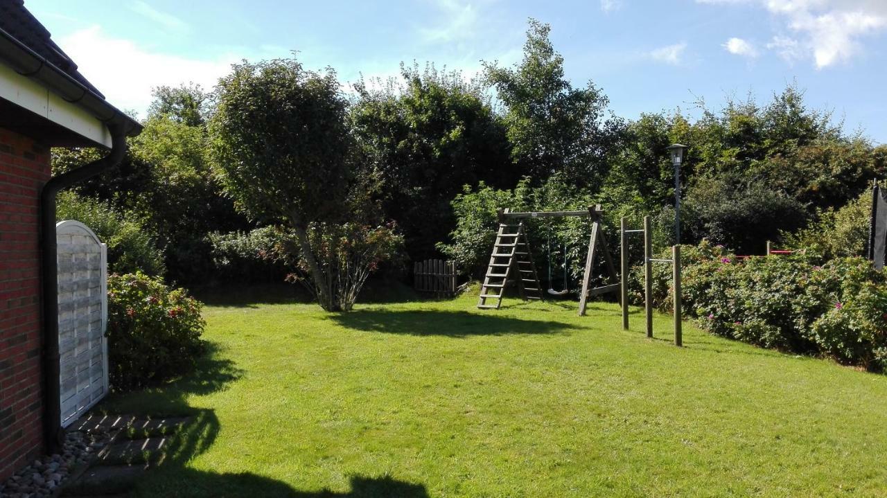 Ferienwohnungen Und Haushaelfte Friesland 密德鲁姆 外观 照片