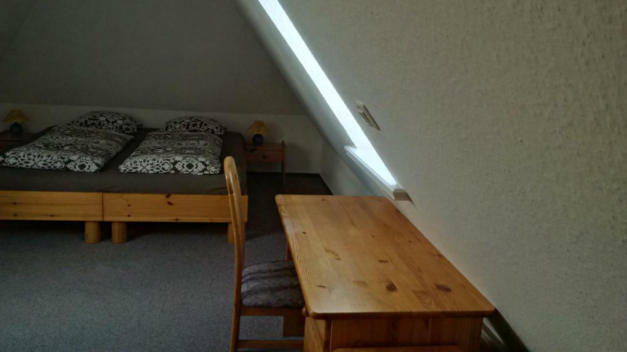 Ferienwohnungen Und Haushaelfte Friesland 密德鲁姆 外观 照片
