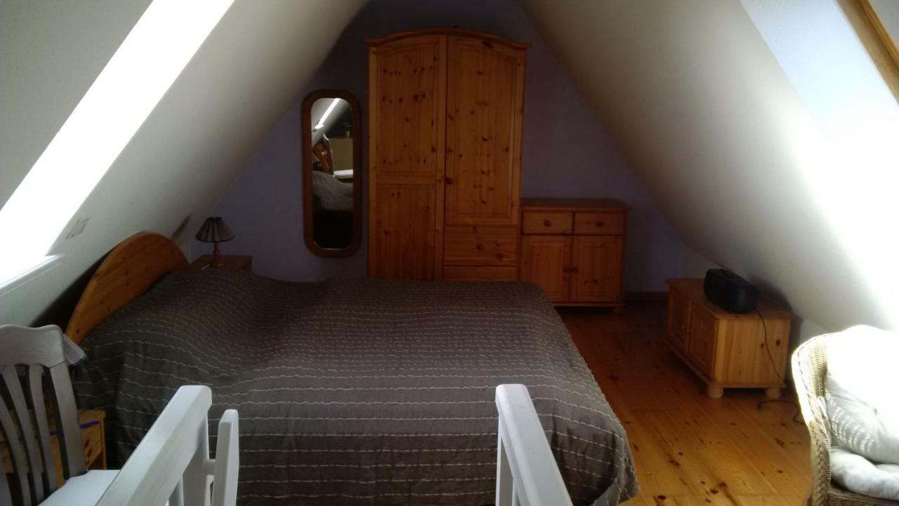 Ferienwohnungen Und Haushaelfte Friesland 密德鲁姆 外观 照片